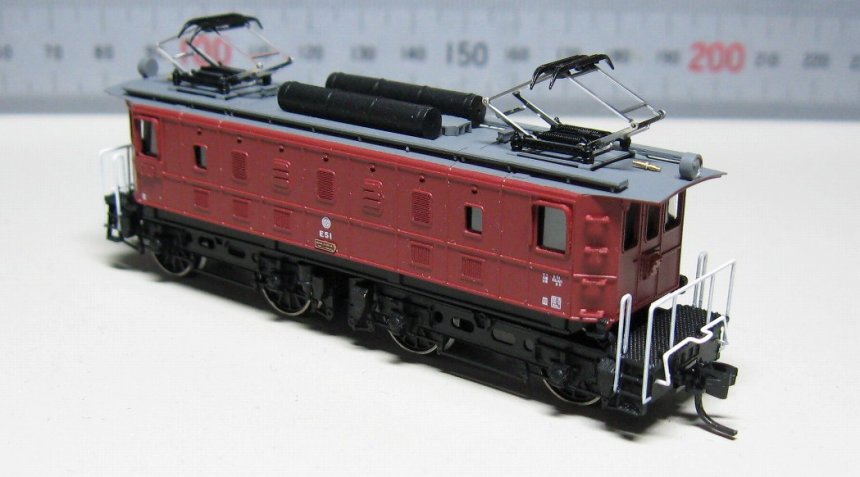 西武E51型電気機関車（ﾜｰﾙﾄﾞ工芸ｷｯﾄ） 完成画像